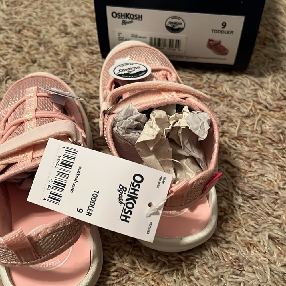 Pink Shoes - Picture 5 of 5